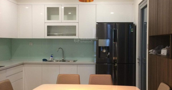 Bán căn hoa hậu tháp A2 dự án Vinhomes Gardenia, diện tích 105m2, 3PN, 2VS nội thất full giá 8,5tỷ