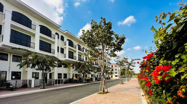 Senturia Nam Sài Gòn