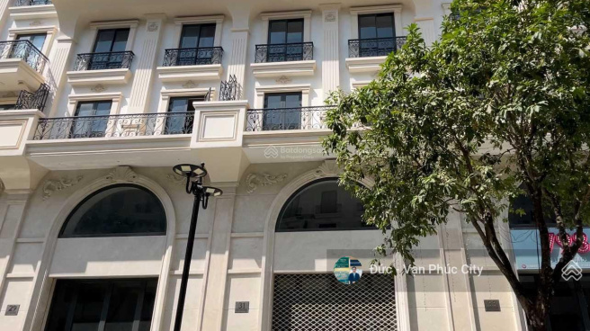 Phố thương mại Royal -  Vạn Phúc City