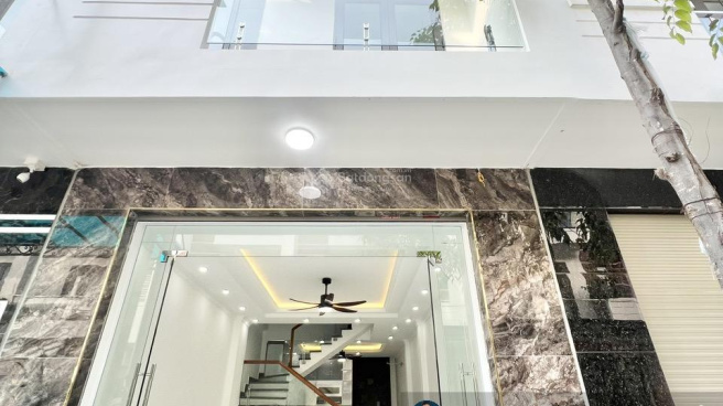 Him Lam Hùng Vương