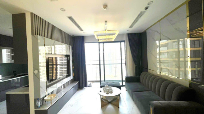 Hình ảnh quảng cáo The Beverly