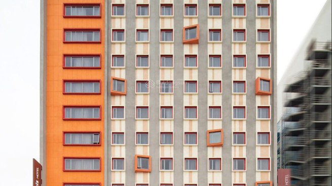 Hà Đô Airport Building