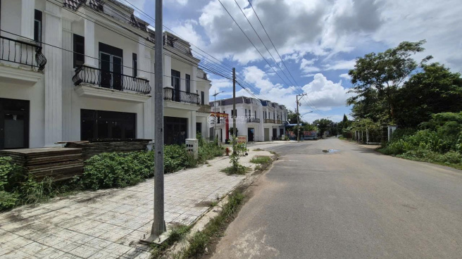 Khu nhà ở thương mại Thạnh Phước Riverside