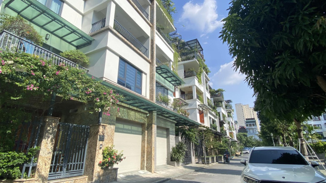 Romantic Park Tây Hồ Tây