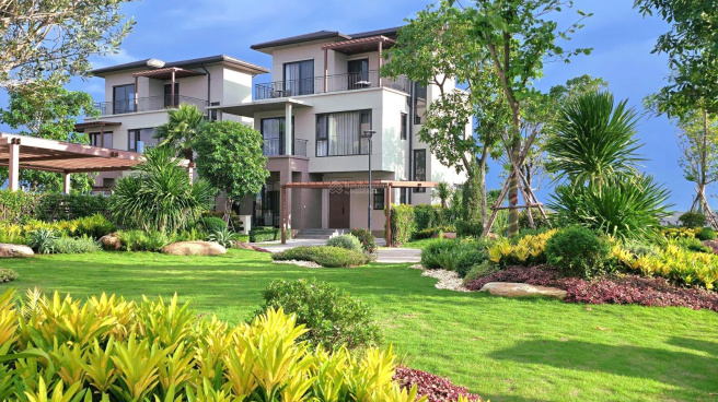 The Pearl - Waterpoint