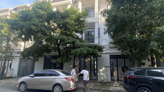 Nhà phố Hoàng Nam 5