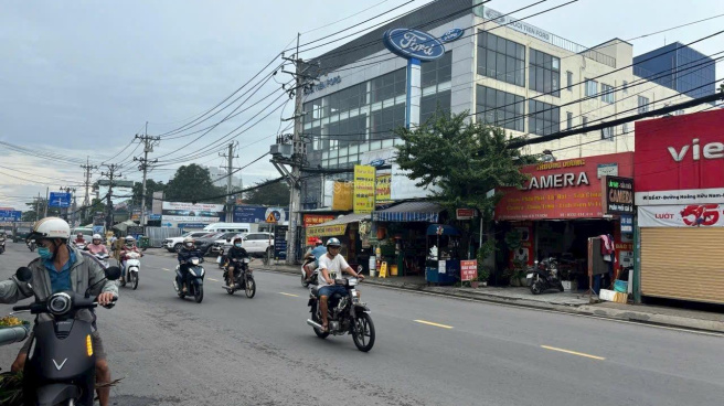 PTM Hoàng Hữu Nam