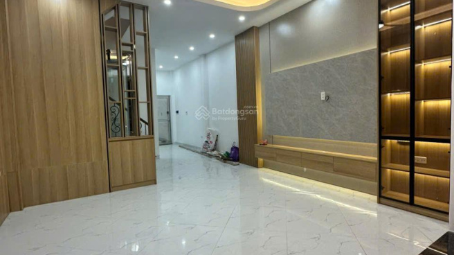 Chung cư Mùa Xuân