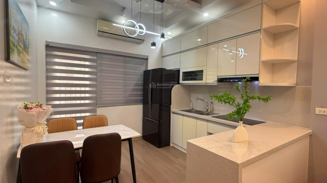 Xuân Mai Sparks Tower