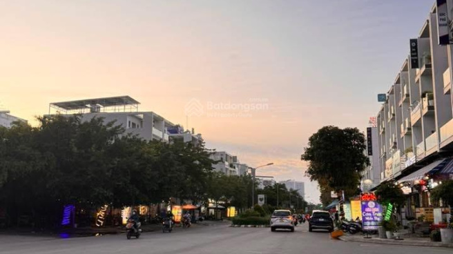 Dương Hồng Garden House