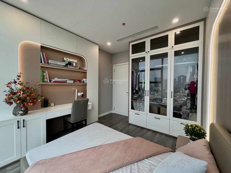 Căn hộ 3 ngủ cao cấp hạng sang, nhận nhà ở luôn, view triệu đô không ...