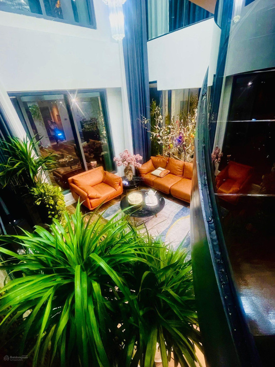 Rise of Eco-Friendly Luxury Penthouses in Sustainable Travel