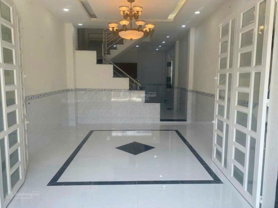 Bán nhà phường Tân Hưng Q7, hẻm 4m, 3 tầng. Nhà mới 3 phòng ngủ. Giá 3,8 tỷ