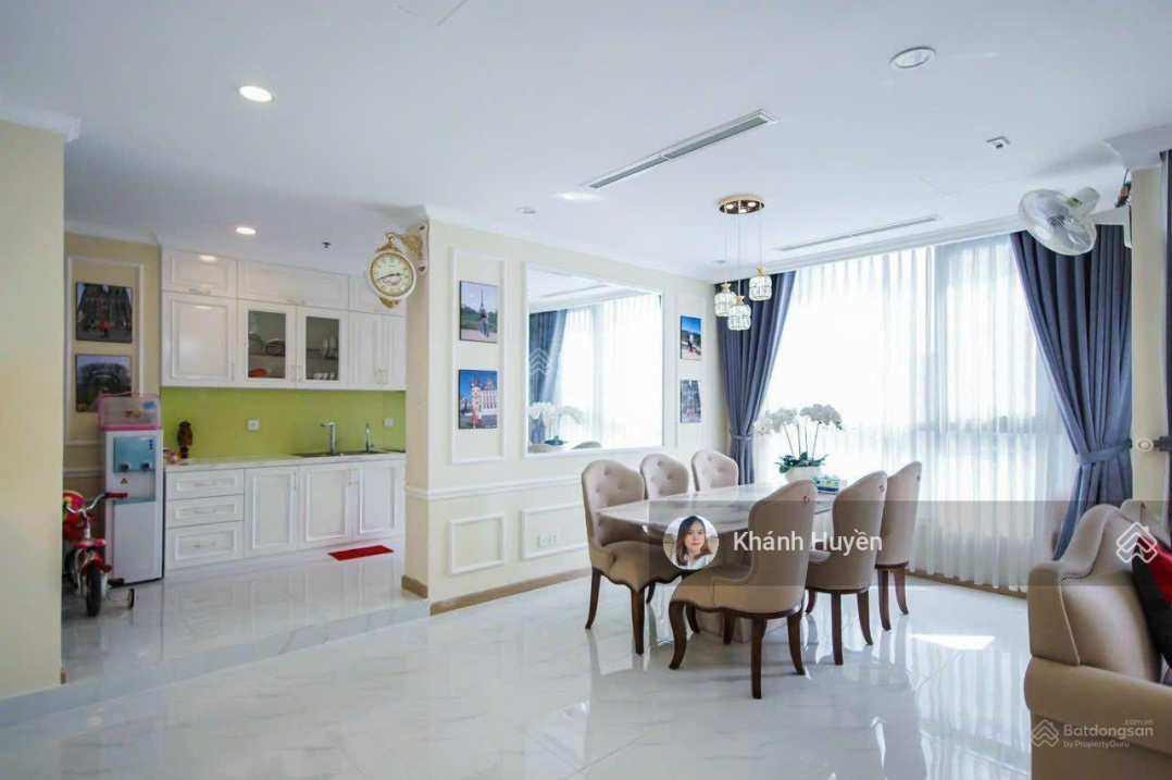 Cho thuê căn hộ Vinhomes Central Park 92 m2 thiết kế 2PN view đẹp, giá tốt