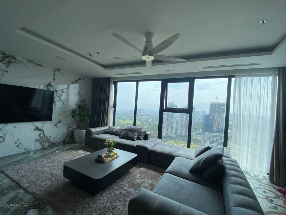 Chính chủ em cần bán căn view hồ, tầng trung 112m2 3n2vs The Matrix One ...