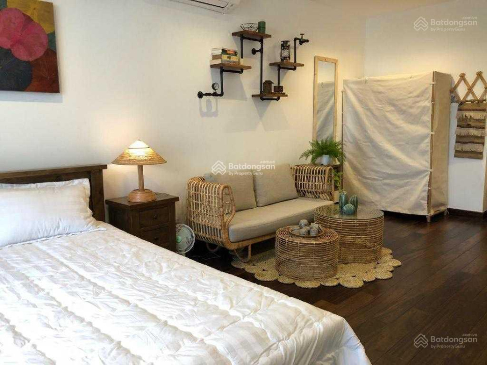 Cho thuê gấp căn hộ Sky Center 36m2 giá 9 triệu, 75m2 giá 14 triệu ở liền. ĐT: 0909 476 *** em Cường