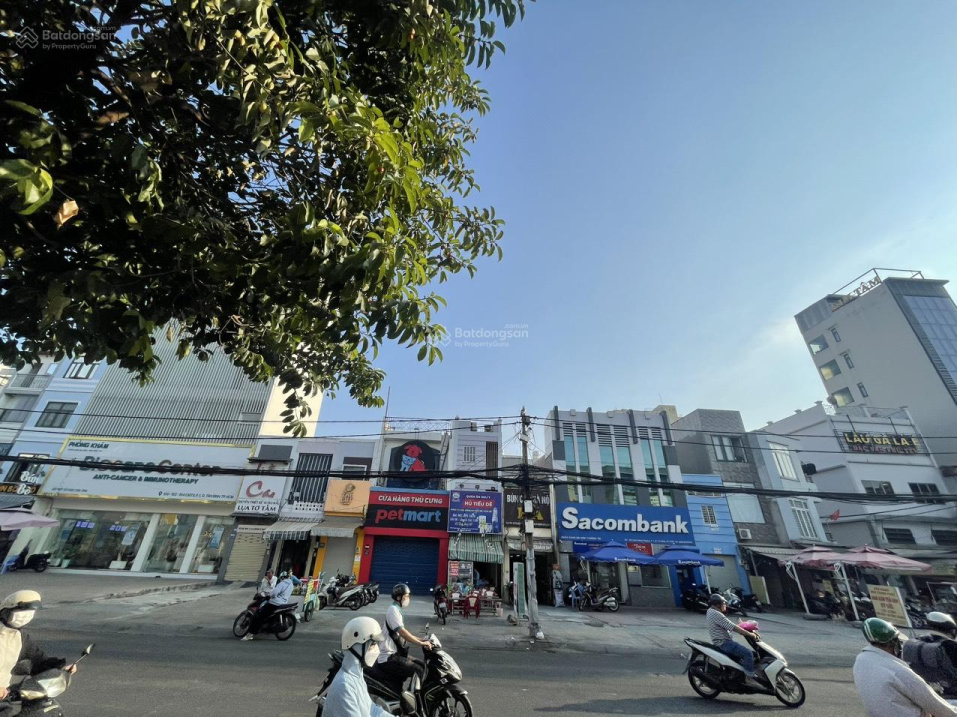 Cho thuê nhà MT đẹp, đường CMT8, phường 5, quận Tân Bình. Sát ngã ba ông Tạ