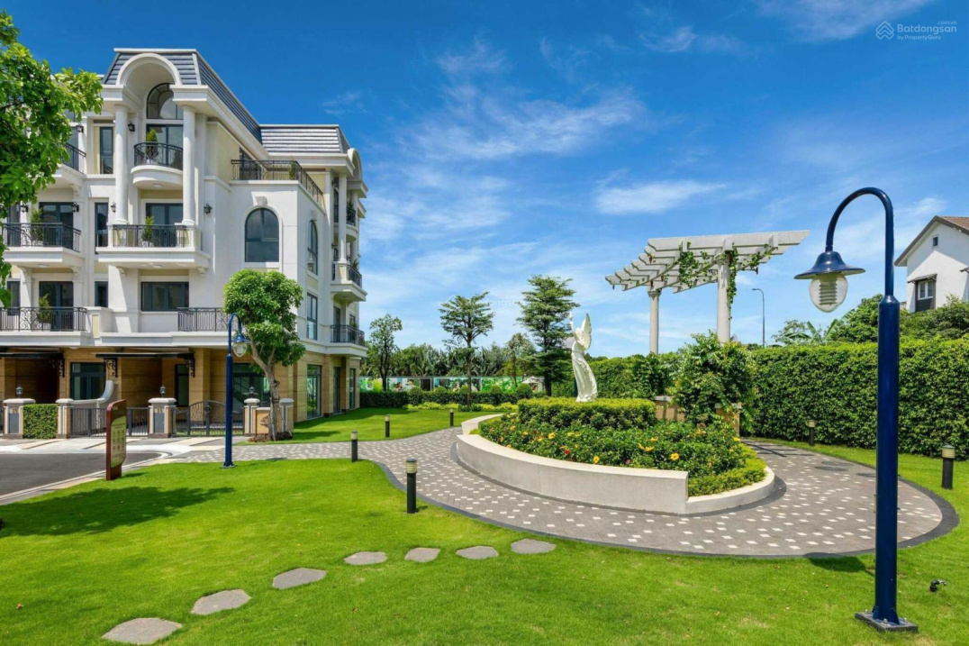 Nhà phố Compound VIP Khang Điền vị trí liền kề Global City đã có sổ ...