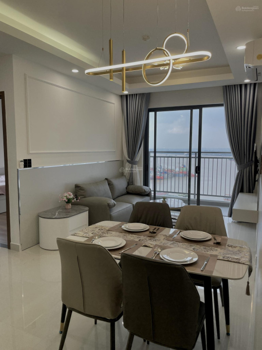 Chỉ với 12tr có ngay CH 67m2 2PN view sông tại Q7 Saigon Riverside Quận 7. LH 0902 823 *** Quyên
