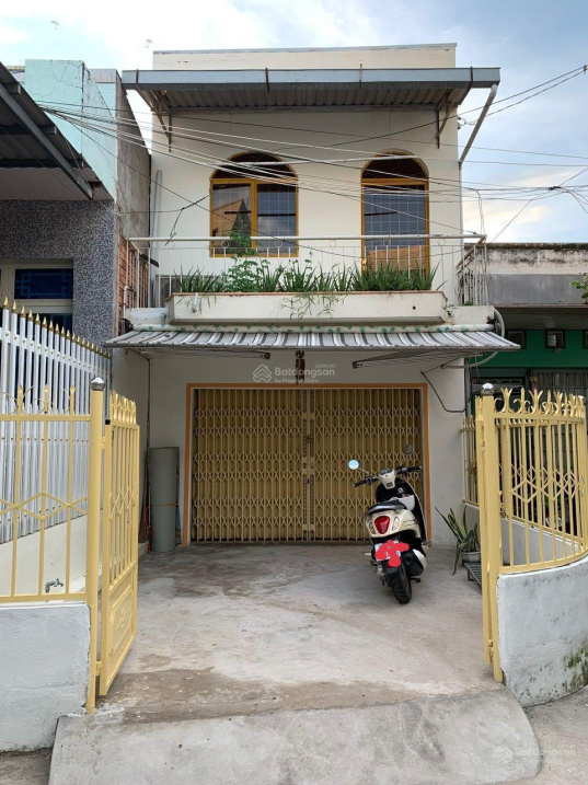 Cho thuê nhà riêng nguyên căn (một trệt, một lầu) chính chủ gần đường Trần Hưng Đạo LHCC 0939 124 ***