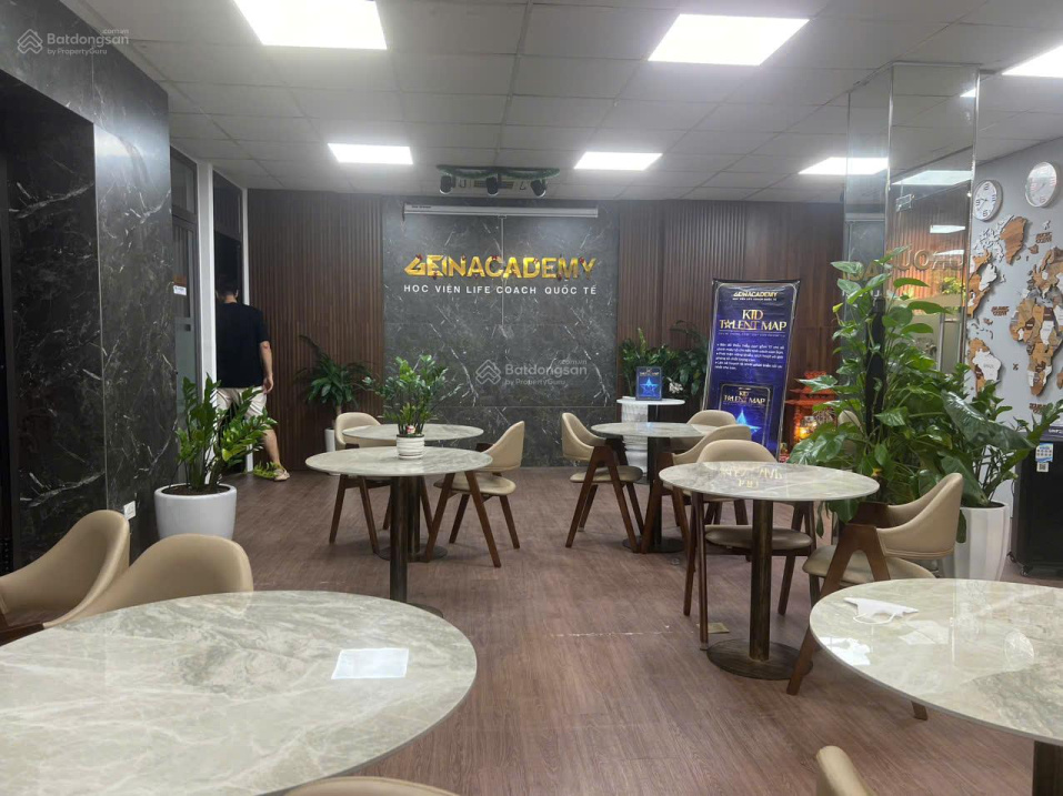 Cho thuê văn phòng tầng 3 AD Building Duy Tân, Cầu Giấy VIP giá tốt 245m2 full đồ, 0982 782 ***