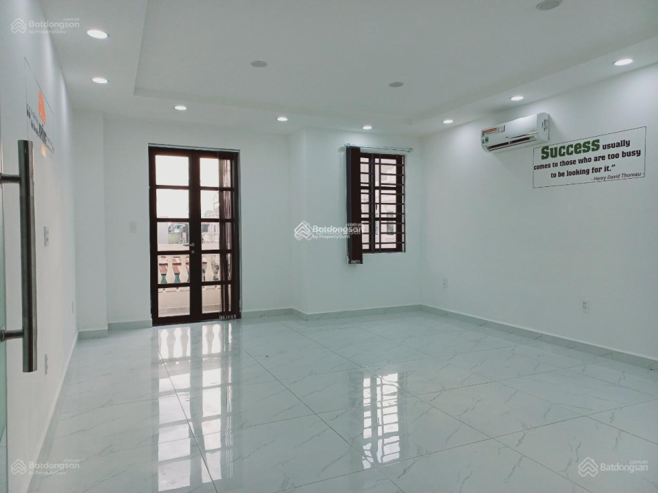 Văn phòng cho thuê tại E Office - Cityland Park Hills - 3 triệu/tháng