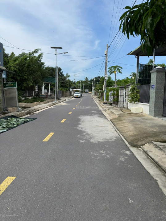 Bán đất mặt tiền đường Đào Duy Anh Cam Đức 6x31m, khu quy hoạch an toàn, đường 10m