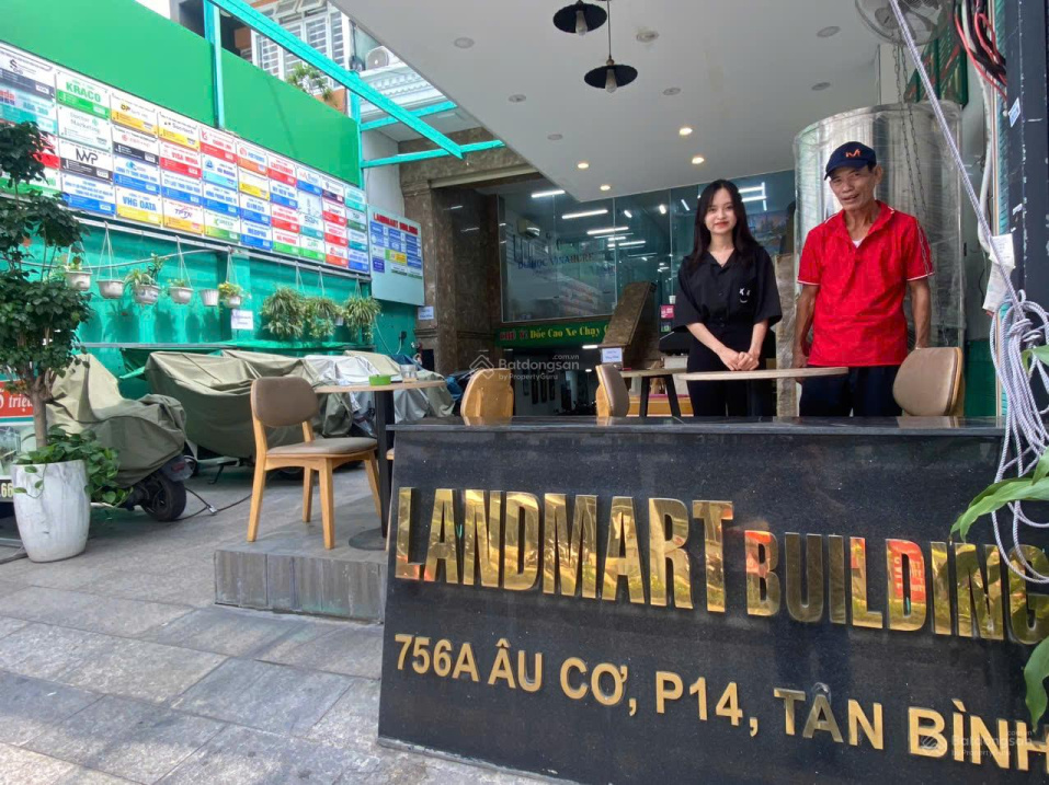 VP chuyên nghiệp (Lễ tân, bảo vệ, tạp vụ) - Giá 3,8tr - Có sẵn 5 bàn ghế