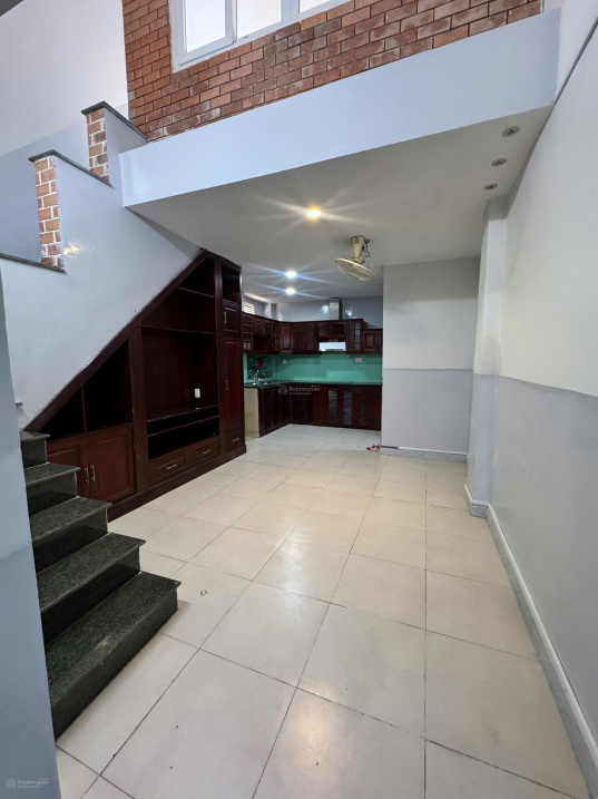 Cho thuê nhà diện tích lớn Đặng Dung, P. Tân Định, Quận 1. LH 0989 991 ***