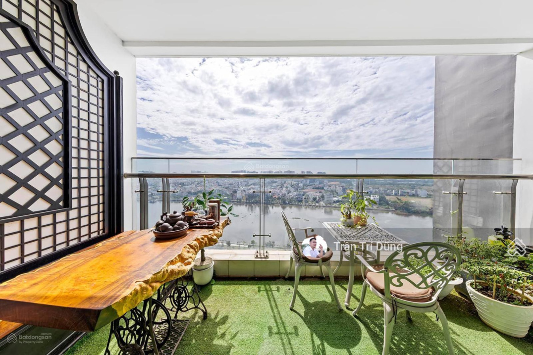Cho thuê Vinhomes Central Park 1-4PN, view sông đẹp, sang trọng, tiện nghi, giá cực tốt, gọi ngay!