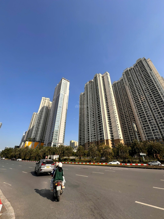 Cập nhất mới căn hộ cho thuê T1/2025 D'capitale - Vincom Trần Duy Hưng. Giá rẻ, Studio-1-2-3 ngủ