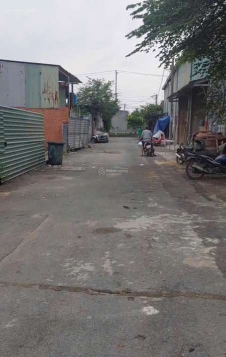 BÁN ĐẤT 4.667 M2 TẠI QUẬN 12, TPHCM, ĐÃ CHUYỂN THỔ CƯ 3.600M2 NGAY CẠNH PICITY , GAS METRO SỐ 4.