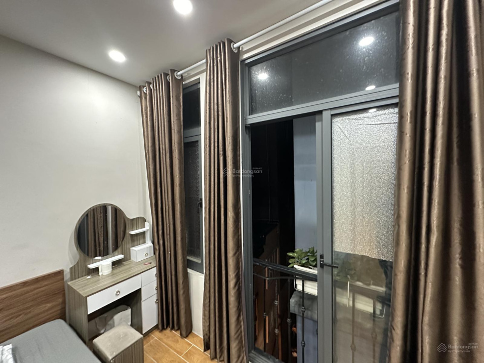 Cho thuê CC mini view đẹp, 7 triệu, 40m2 tại Phố Tôn Đức Thắng, Đống Đa, Hà Nội