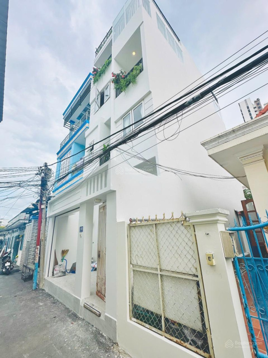 Chính chủ bán nhà đẹp giá rẻ ngay trung tâm Quận Thảo Điền,KD CHDV sinh lời 100tr/tháng