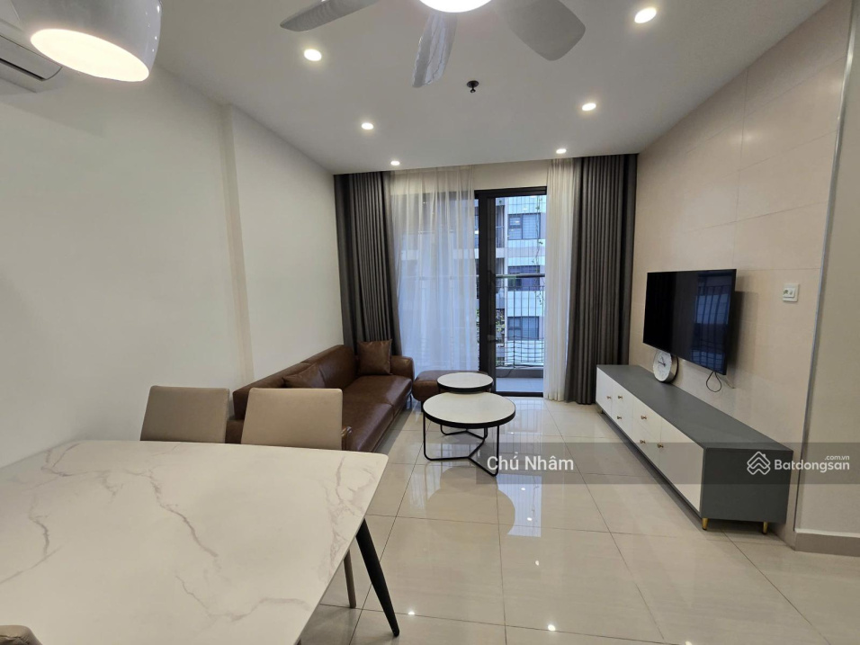 Chính chủ bán căn hộ 3PN - 4.5 tỷ full nội thất tại KĐT Vinhomes Smart City