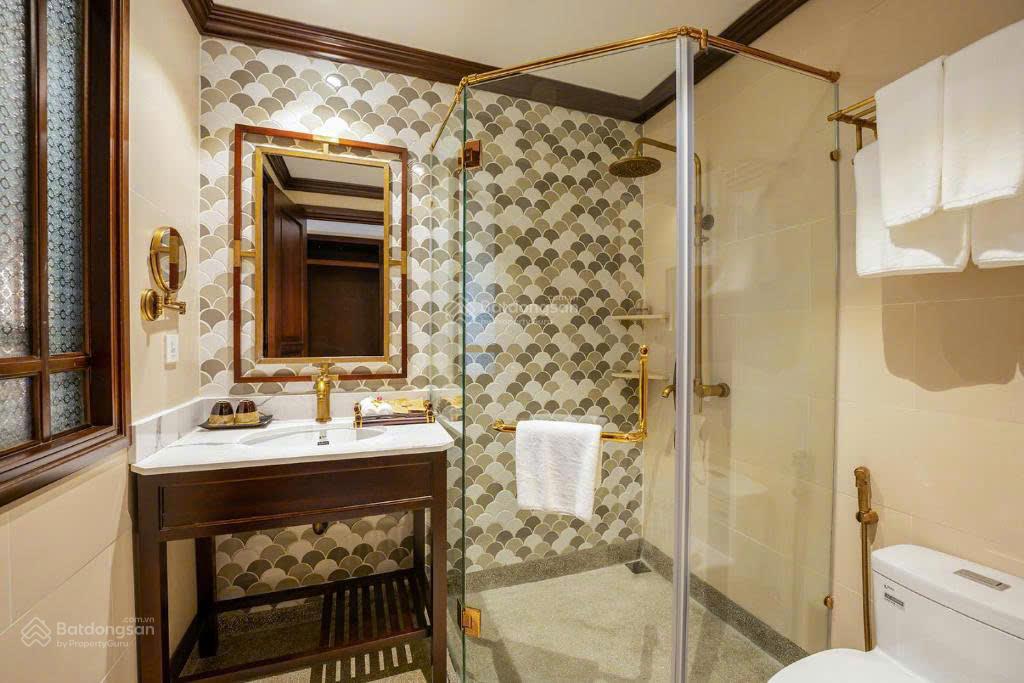Chuyển nhượng resort 4 sao trên cung đường huyết mạch Cửa Đại. Giá 290 tỷ.