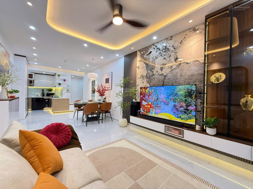 CHÍNH CHỦ BÁN CHUNG CƯ SKY GARDEN 3 - 3PN 2WC NỘI THẤT CAO CẤP, LẦU CAO XEM TRỰC TIẾP SÔNG VÀ Q1