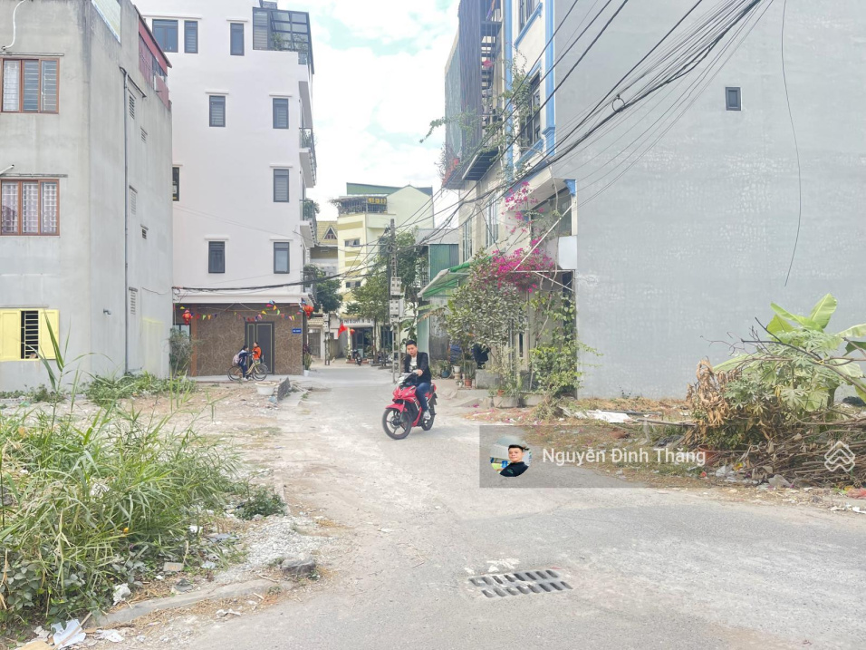 Bán đất tại Đông Dư, Gia Lâm, Hà Nội, 42m2 đường rộng 8m, vỉa hè 2m
