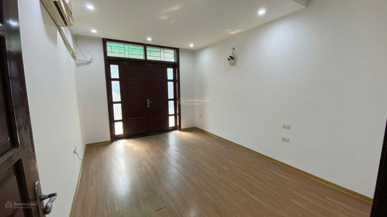 Bán nhà Tân Mai ngõ ô tô tránh, KD đỉnh, 30m2 x 5 tầng, giá nhỉnh 4 tỷ