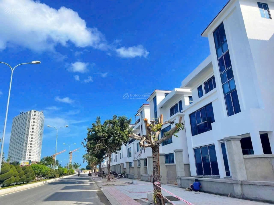 BÁN NHÀ LIỀN KỀ,BIỆT THỰ DỰ ÁN CỒN TÂN LẬP BỜ KÈ CẦU TRẦN PHÚ NHA TRANG KHÁNH HOÀ GIÁ TỐT NHẤT