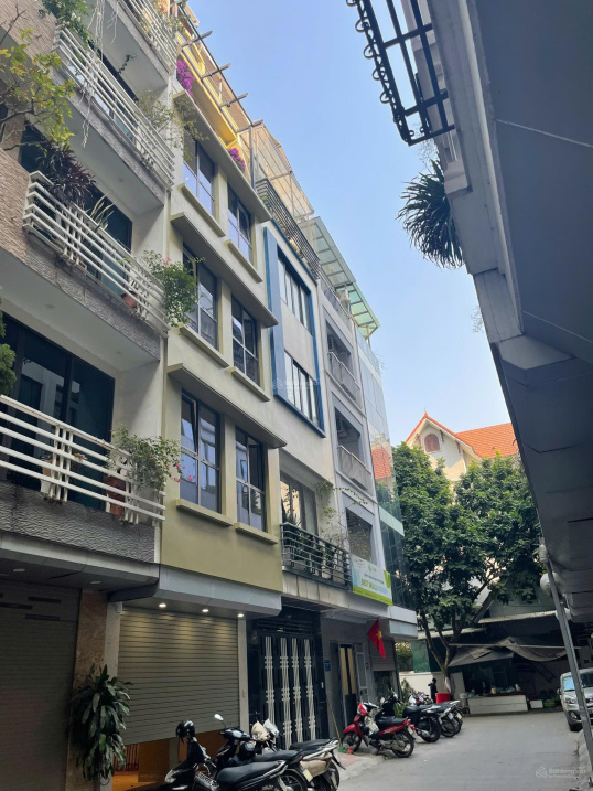 Cho thuê văn phòng - đối diện The Manor Nguyễn Xiên (ngõ 9 đường Thanh Liệt - Hải Ngân)