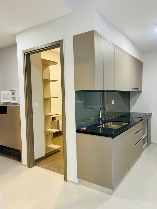 Cho Thuê Căn 2 phòng ngủ giá 6 triệu/tháng. Có nội thất chuyển vào ở ngay. LH: 0934 987 ***