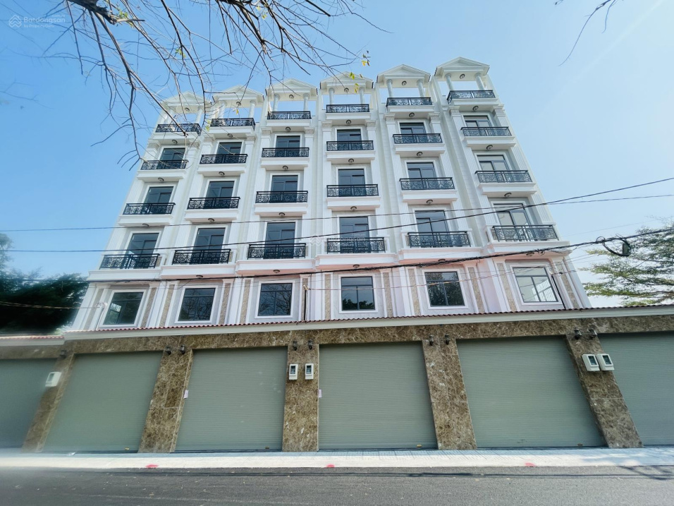Bán nhà riêng, nhà xây mới trục Quốc lộ 13 đường thông 9m, cạnh đô thị Vạn Phúc view sông Sài Gòn