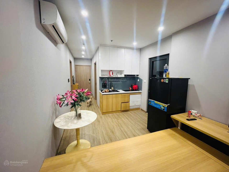 Cho thuê gấp CH 1N full đồ The Sakura - Vinhomes Smart City, giá 7,8 triệu, 35m2. Tuấn 0392 969 ***
