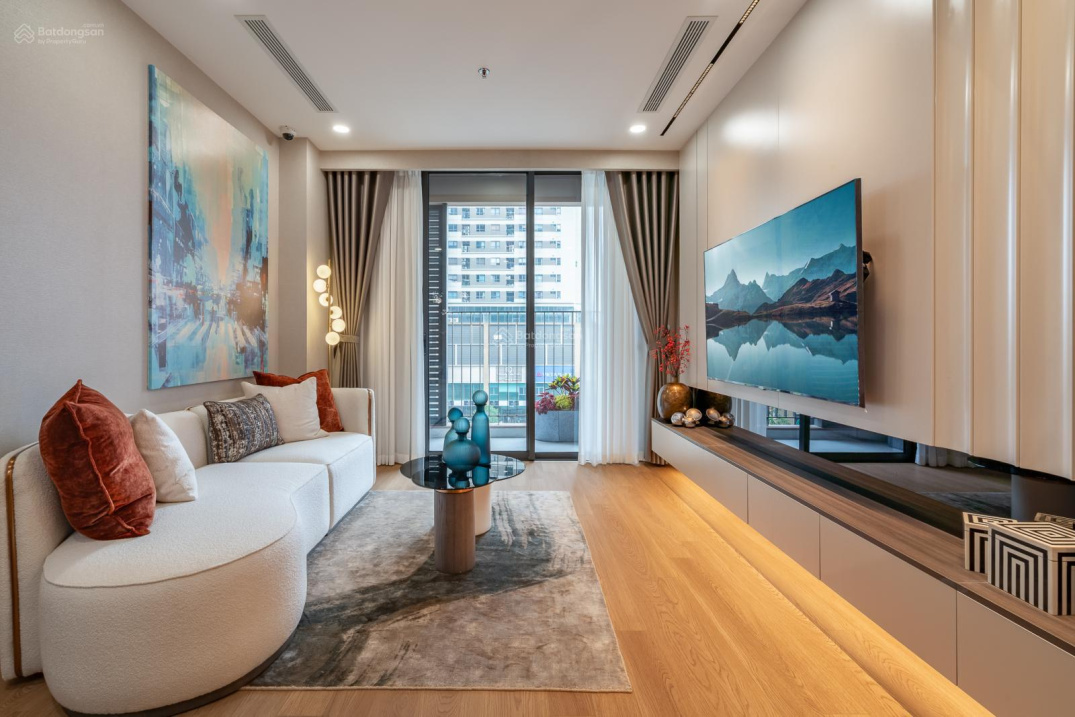 Căn hộ 2pn 72m2 The Charm mới ra hàng tầng trung đẹp LH 0918 518 ***