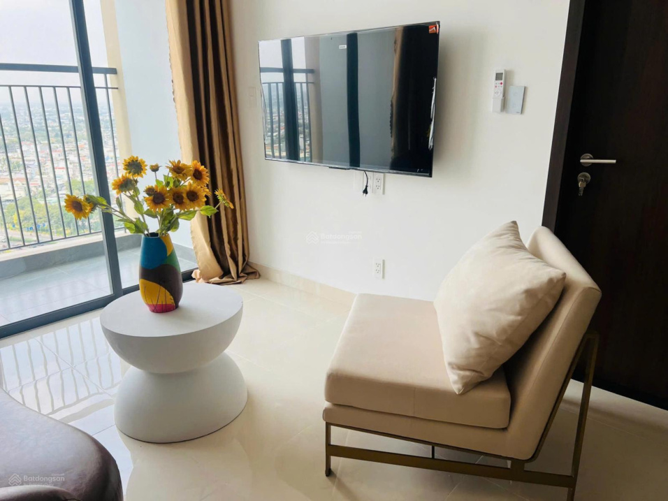 Thuê nhanh căn Phú Đông Sky giá 5.5tr/th 2PN, bao phí QL, full NT 9tr, liên hệ 0706 679 ***