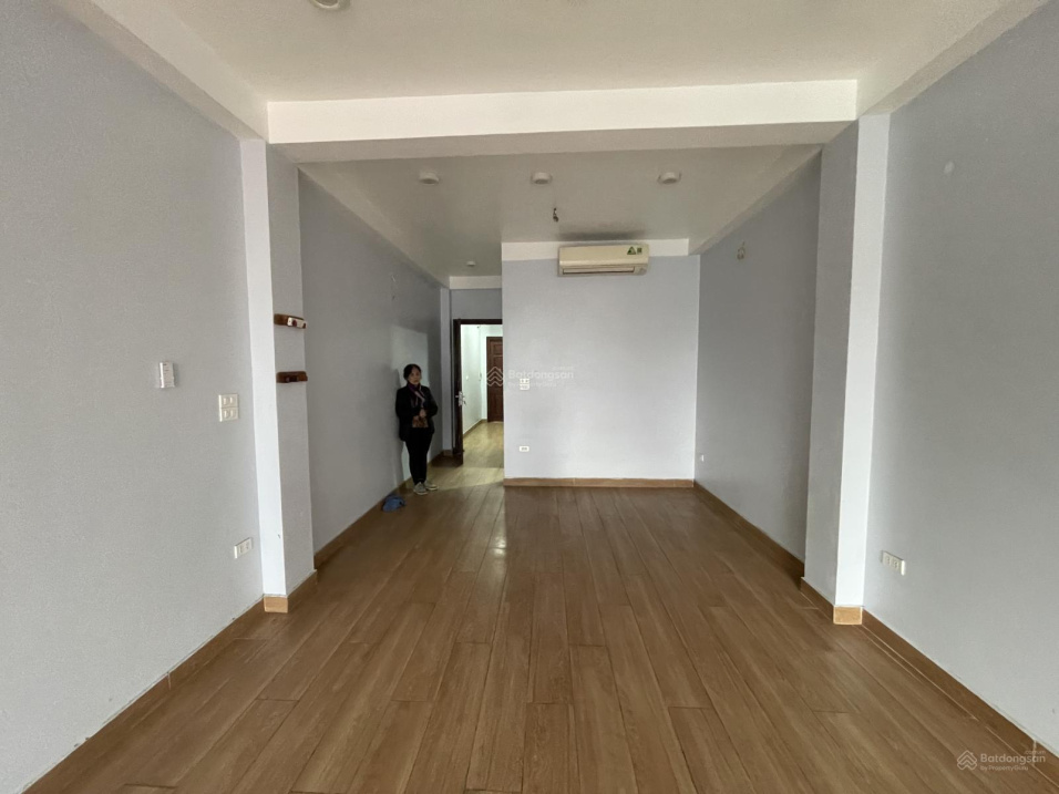 Chính chủ cho thuê toà nhà văn phòng: 80m2x6,5 tầng tại mặt phố Hoàng Văn Thái, Thanh Xuân, HN