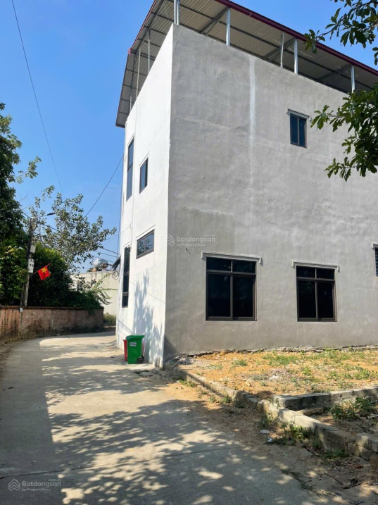 Chính chủ cần bán đất 109m tân xã