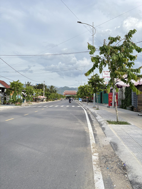 Lô đất mặt tiền Xóm Gò 7 - Diên Sơn - Diên Khánh - DT 216.9m2, full thổ