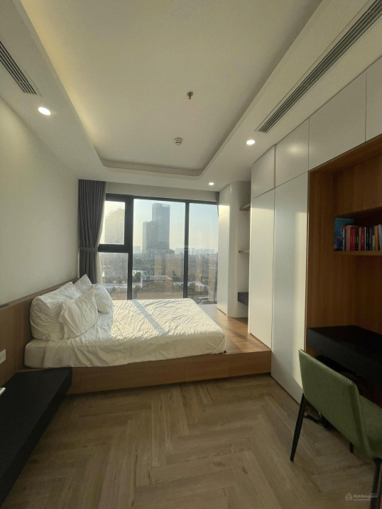 Em Minh Ngọc được chủ nhà tin tưởng gửi bán 3N view hồ, full đồ tại The ...